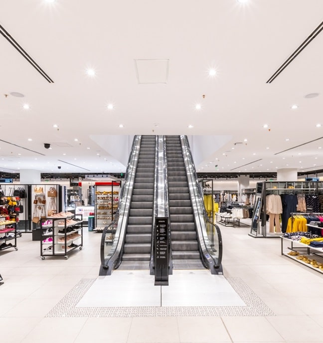 TIENDA LOJAS RENNER - PASEO DEL JOCKEY