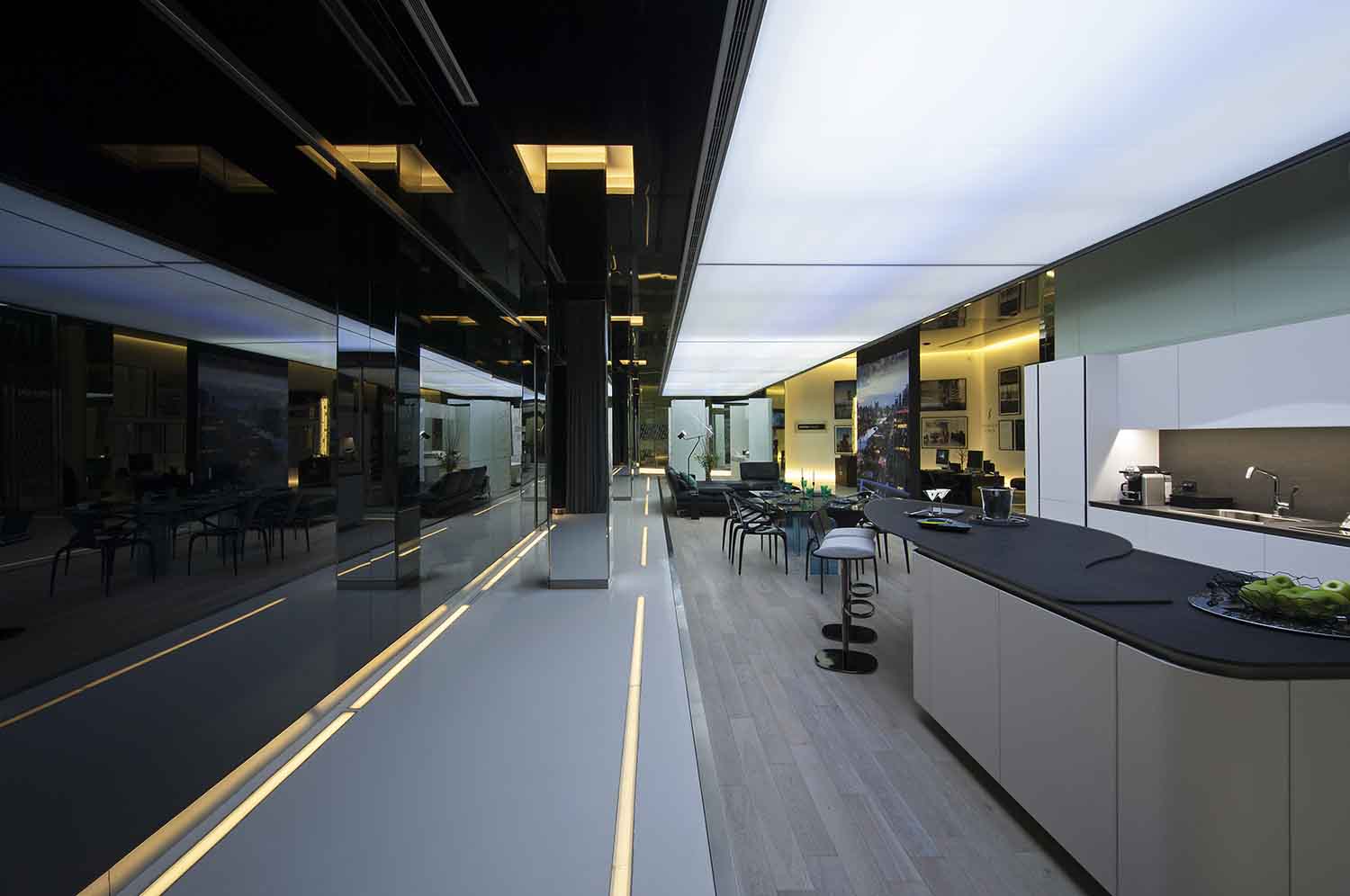 MADERO HARBOUR - SALES CENTER