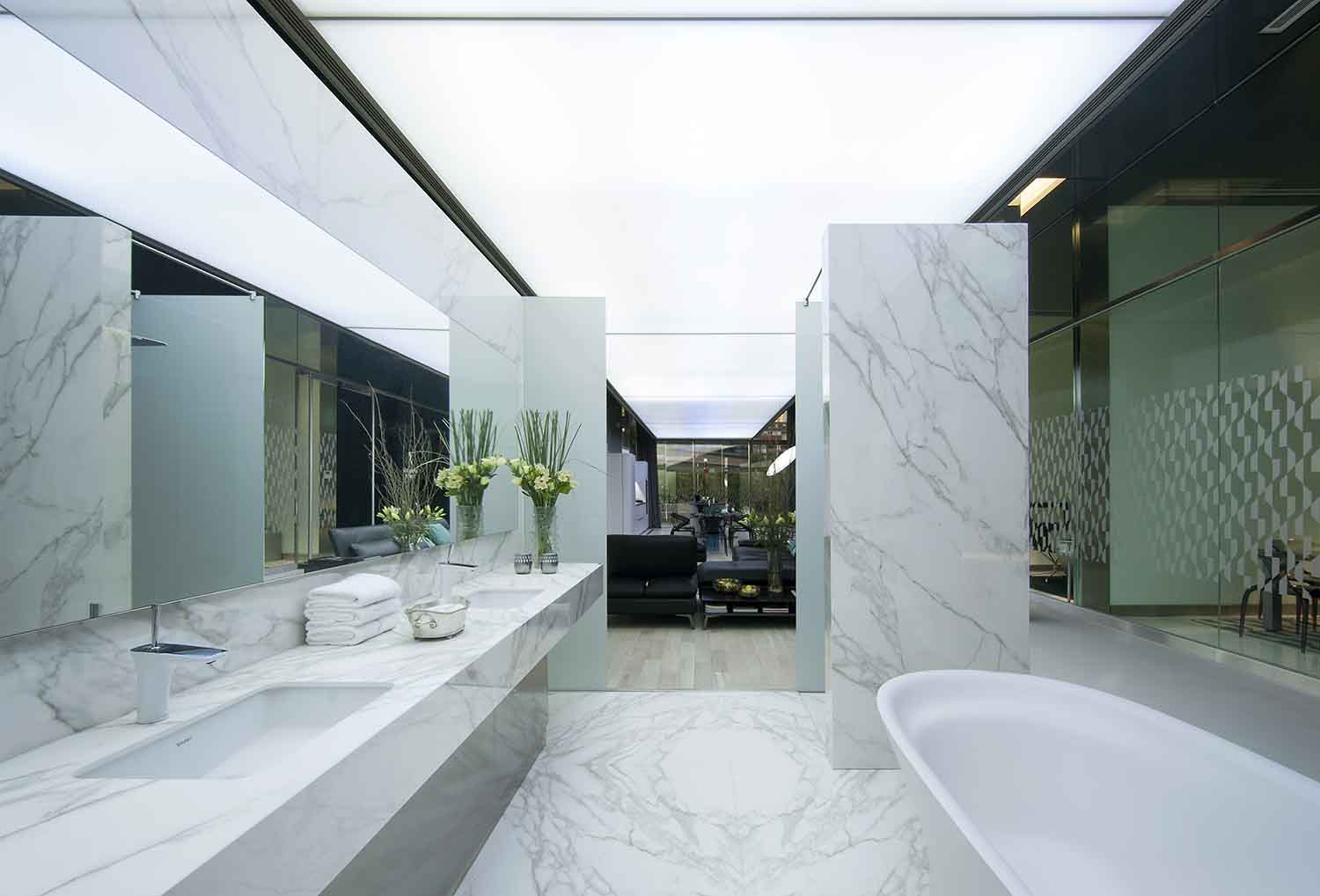 MADERO HARBOUR - SALES CENTER