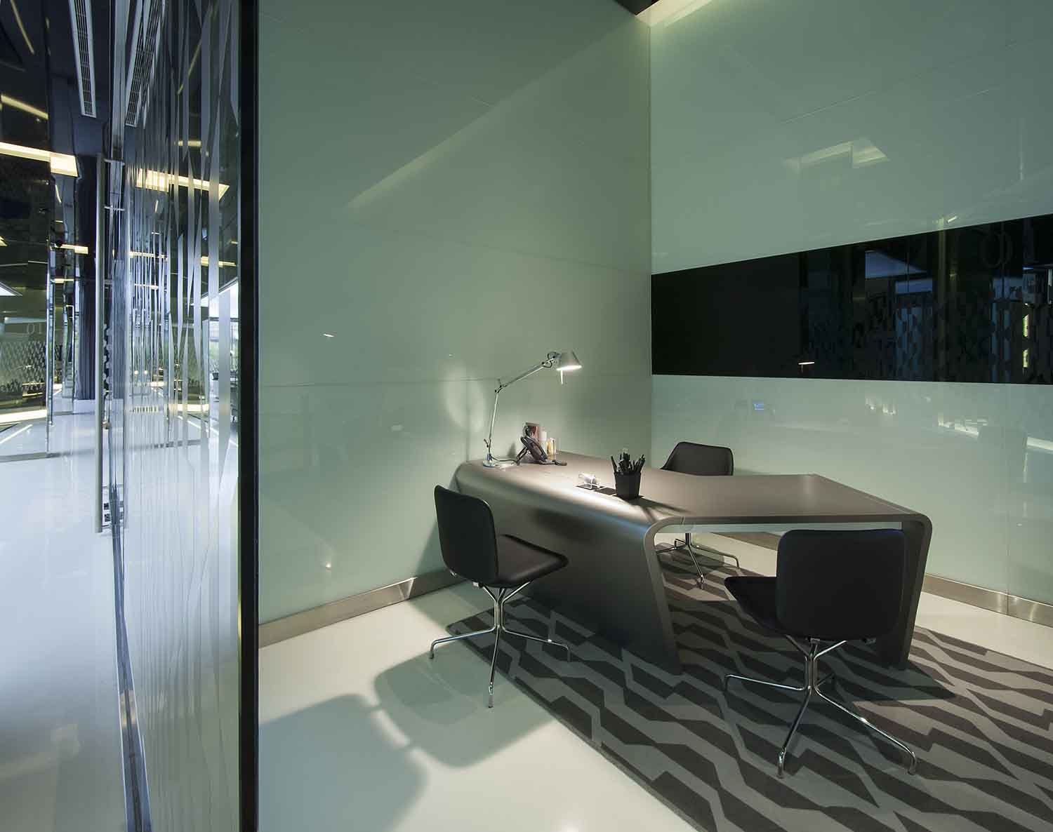 MADERO HARBOUR - SALES CENTER