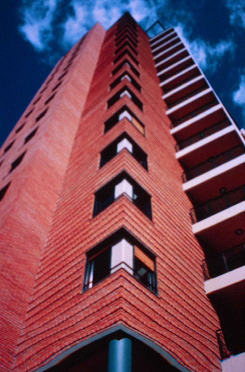 TORRES DRAGONES