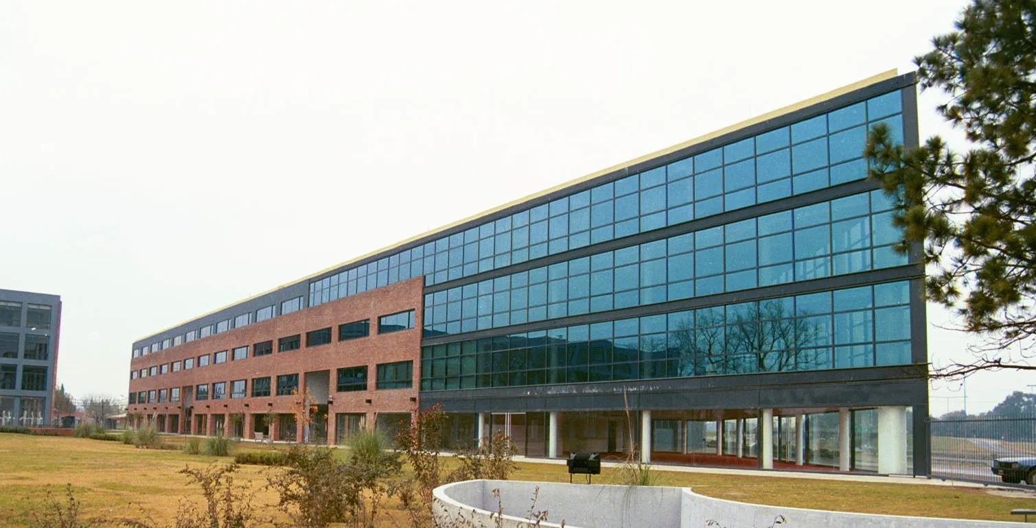 OFFICE PARK PILAR