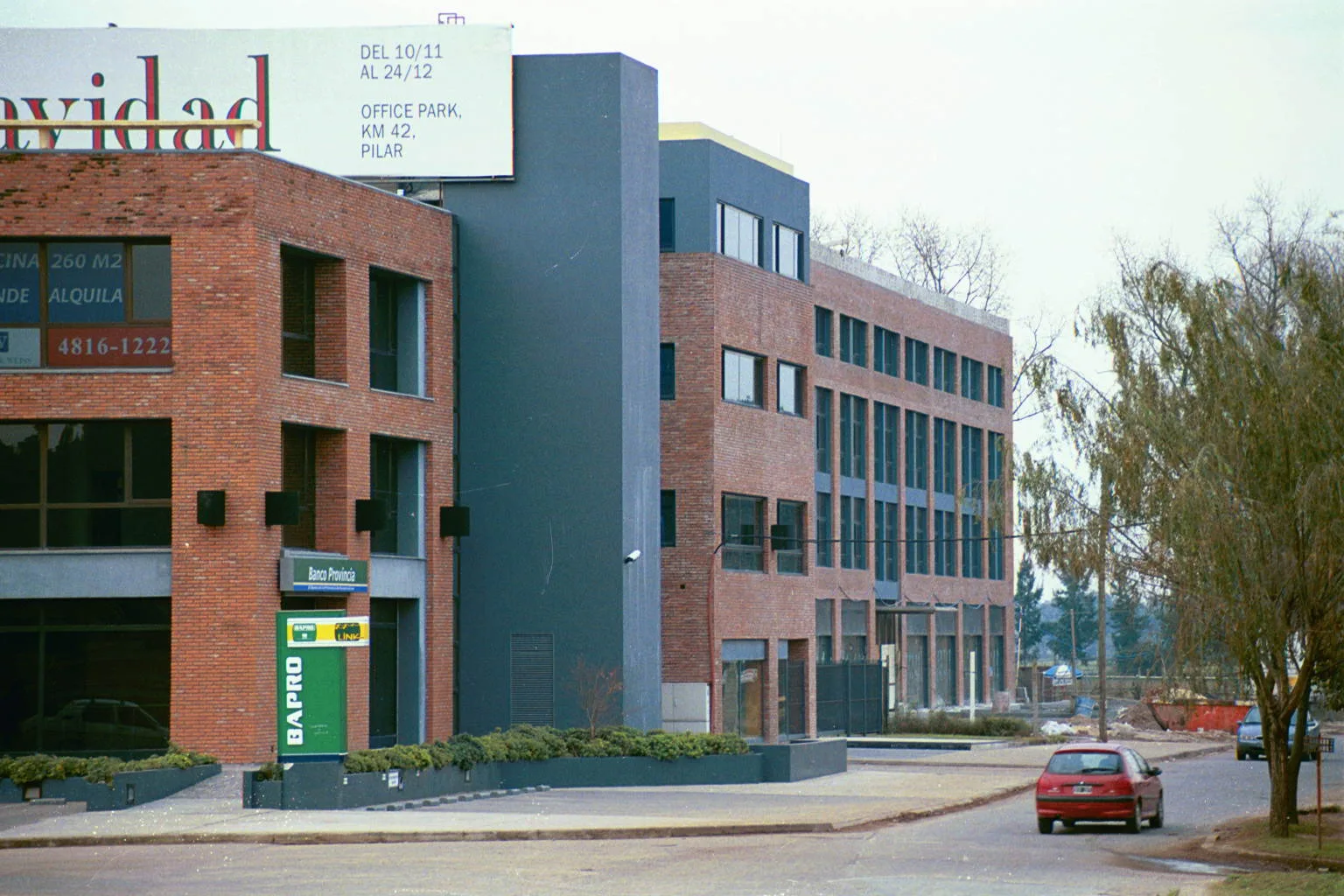 OFFICE PARK PILAR