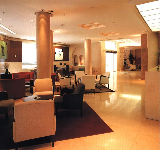 HOTEL NH JOUSTEN