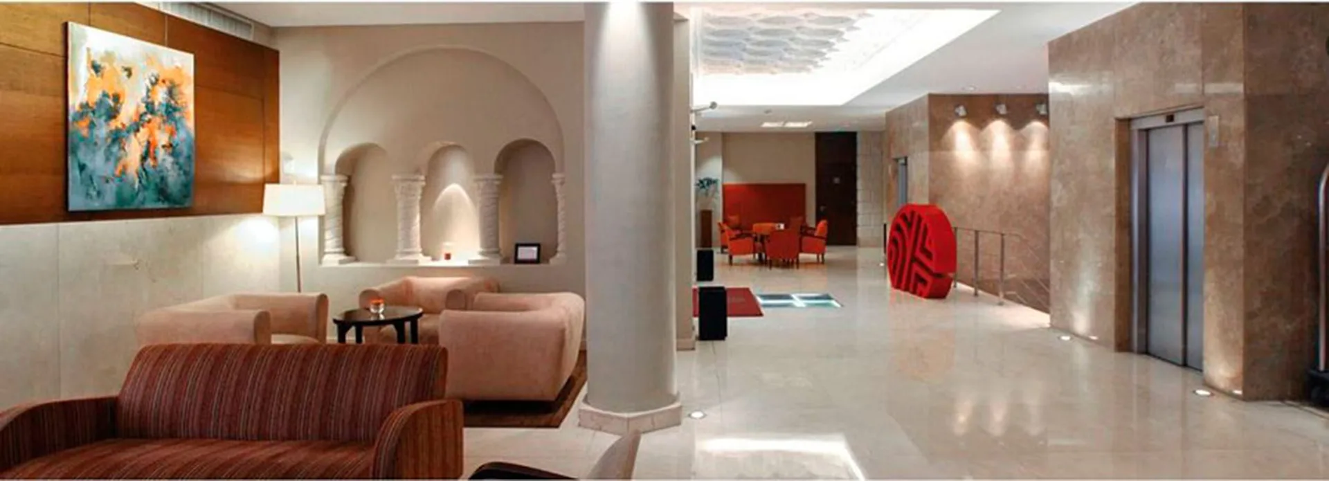 HOTEL NH JOUSTEN