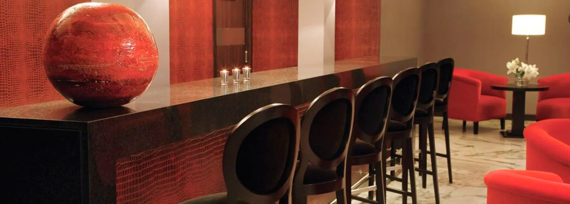 HOTEL NH TANGO