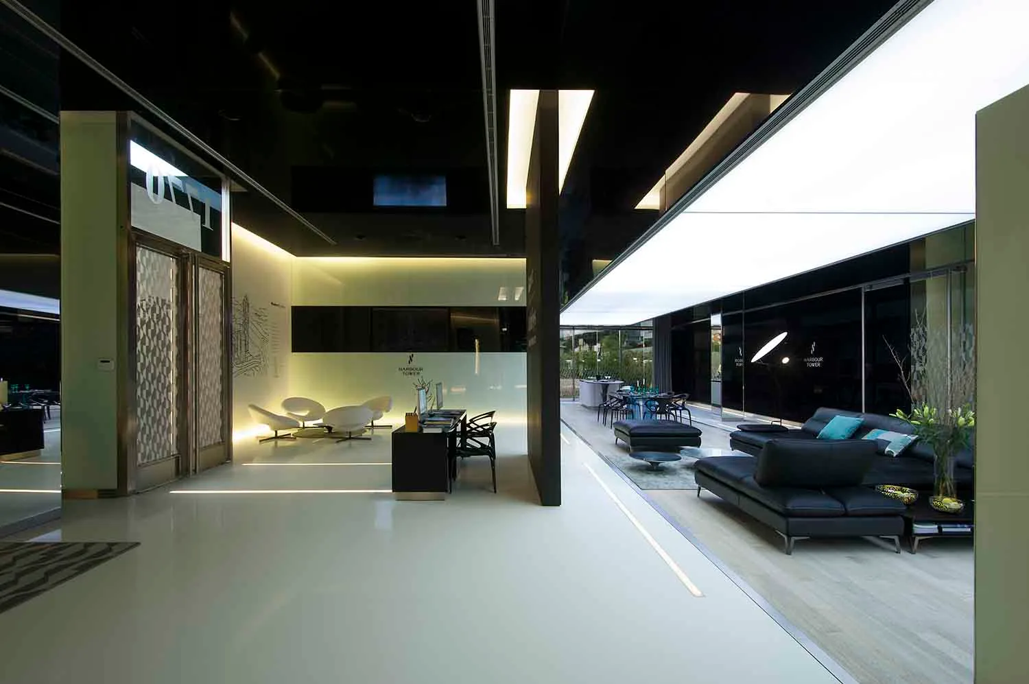 MADERO HARBOUR - SALES CENTER