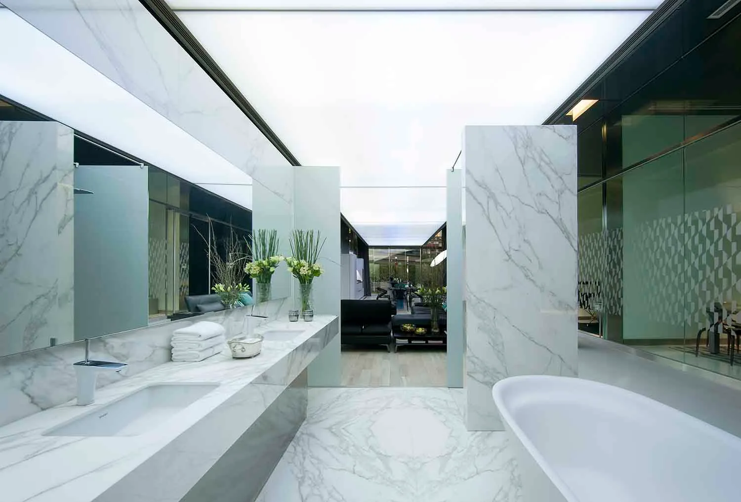 MADERO HARBOUR - SALES CENTER